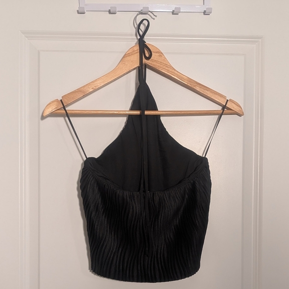 NWT Dynamite Halter Top - Picture 3 of 5